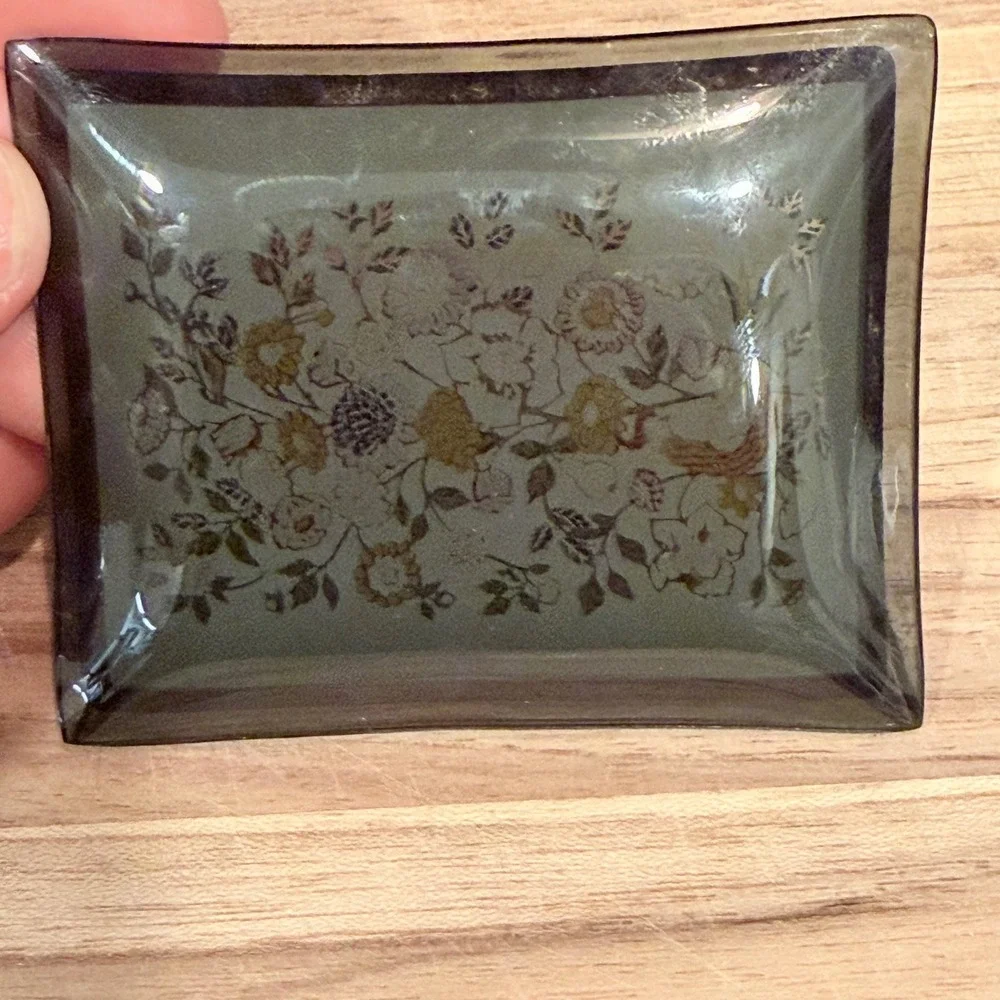 Vintage Glass Trinket Dish Peacock Floral Chinoiserie Gold Trim Catchall‎ 4x3